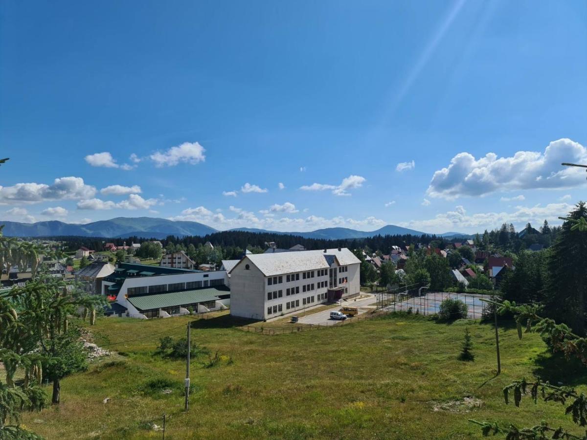 Turisticki Apartmani “Kraljeva Stolica” Žabljak Exteriör bild