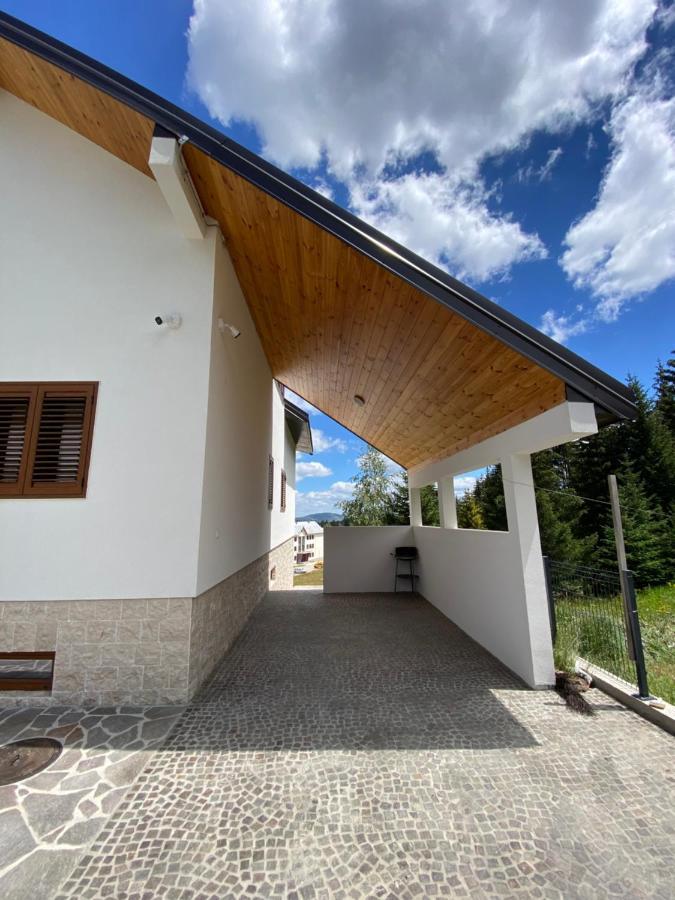 Turisticki Apartmani “Kraljeva Stolica” Žabljak Exteriör bild
